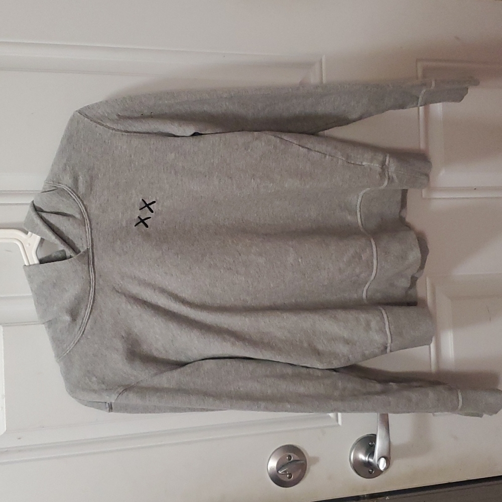 Uniqlo x KAWS hoodie XS